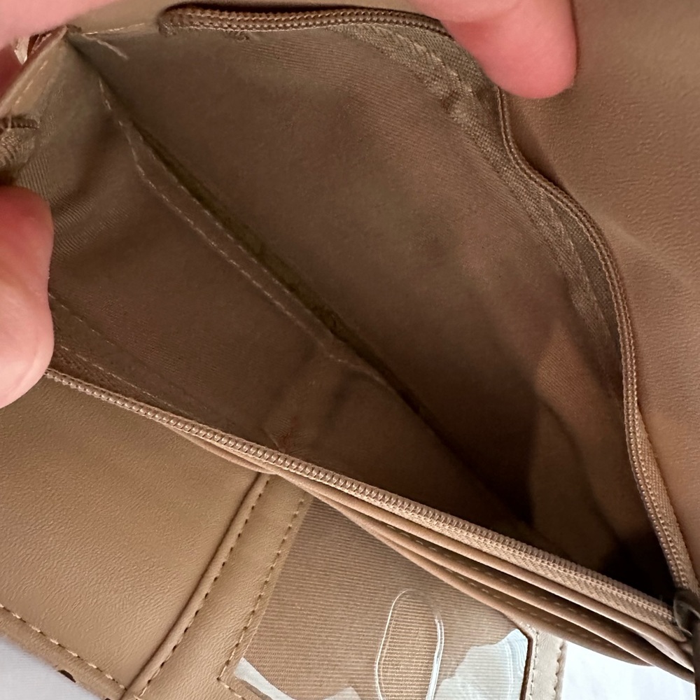 Target Wallet - Picture 7 of 7